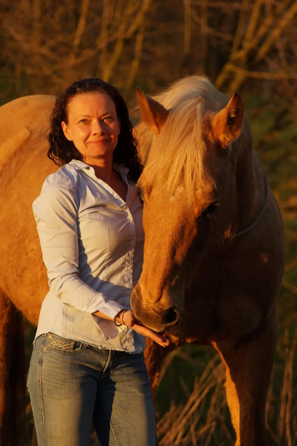 Sole-Box Schermbeck, Svenja Kiekenbeck-Wippen mit Pferd